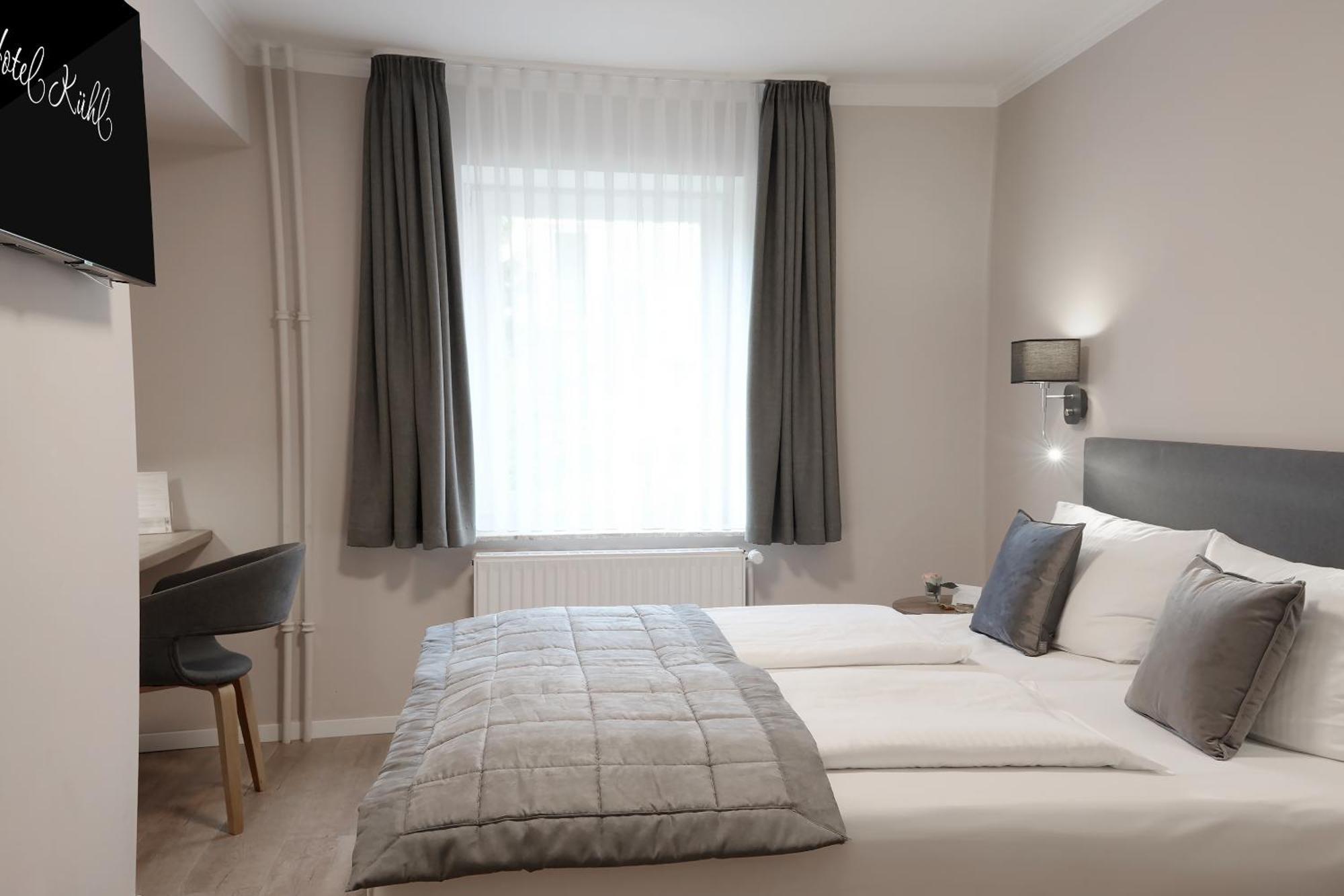 Hotel Kuehl 3*